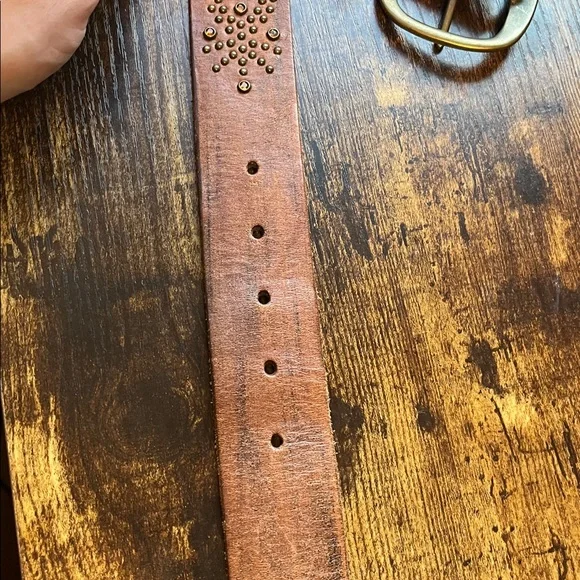 Women’s Abercrombie & Fitch Brown Leather Belt with Gold Buckle and Rhinestones - Picture 7 of 8
